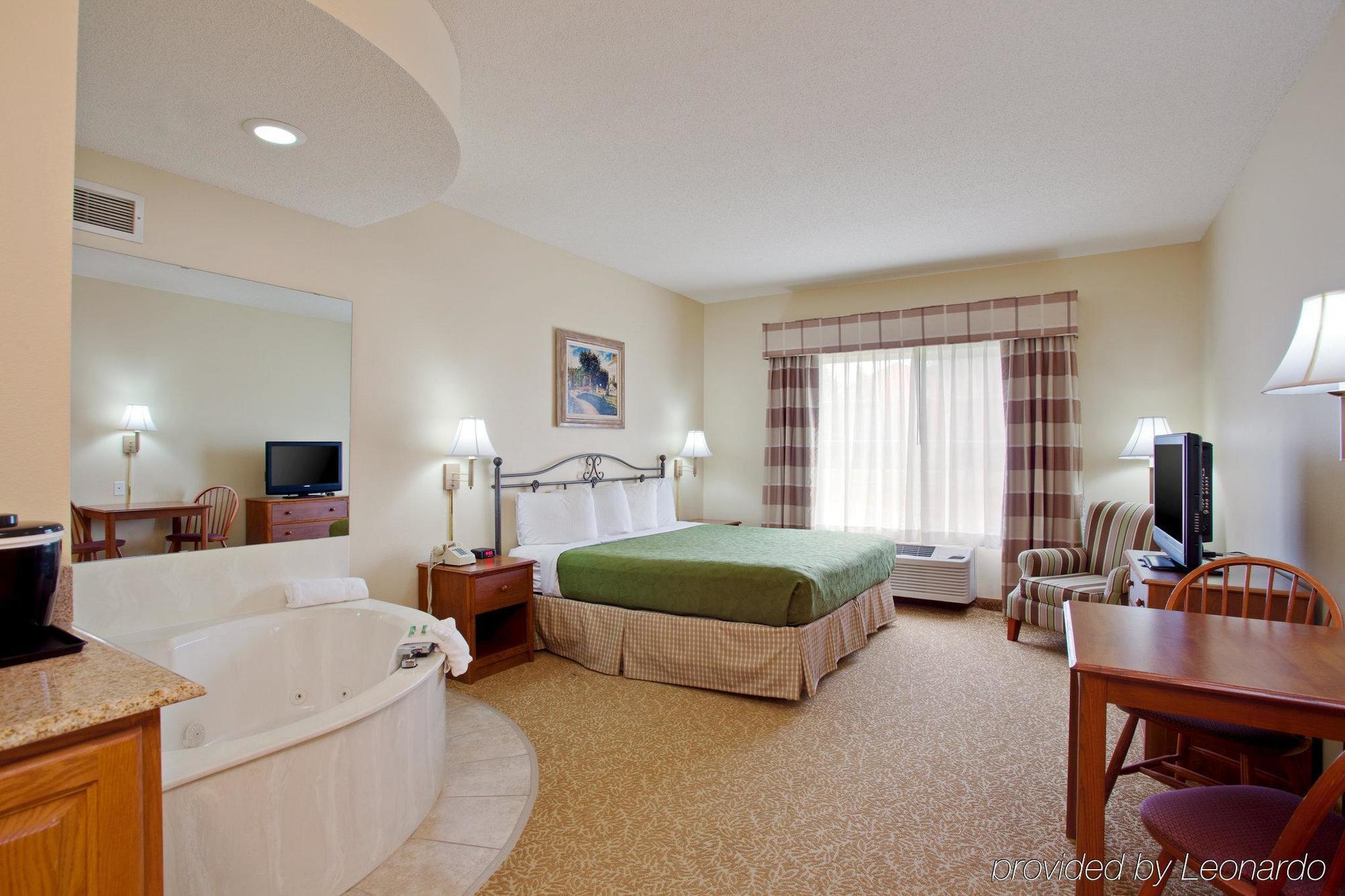 Country & By Radisson, Minneapolis-shakopee Hotel